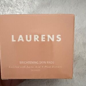 NIB Lauren’s Brightening Skin pads